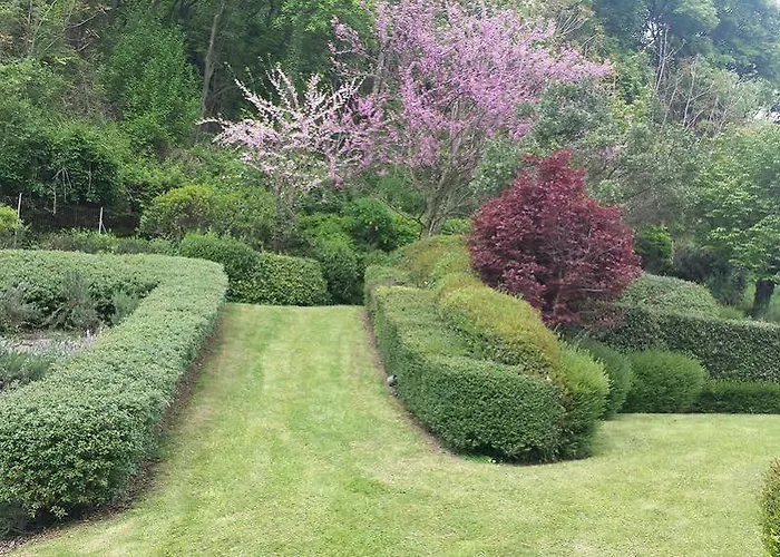 Cascina Belvedere Hotel