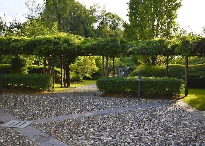 Cascina Belvedere * Arona